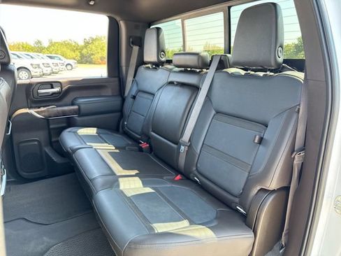 Used 2020 GMC Sierra 2500 Denali w/ Denali Ultimate Package AWD/4WD image 23