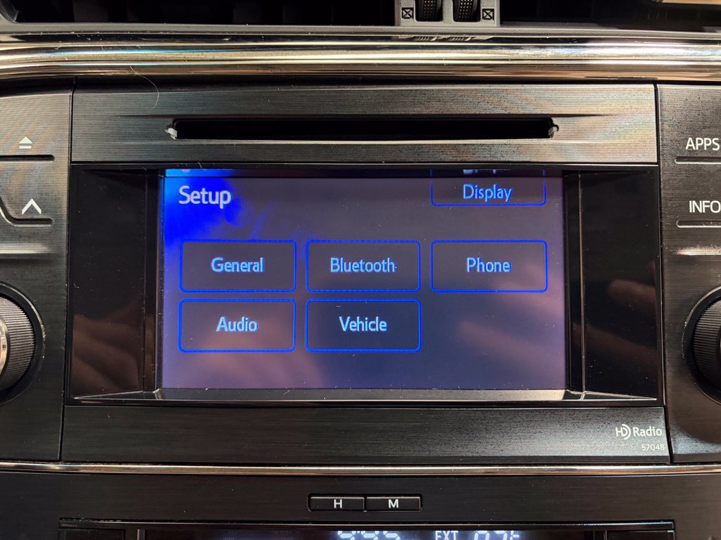 Used 2014 Toyota Avalon XLE Touring FWD image 18
