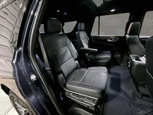 Used 2023 Chevrolet Tahoe Z71 w/ Z71 Off-Road Package image 16