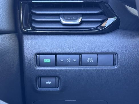 New 2025 Nissan Sentra SV w/ All-Weather Package image 19