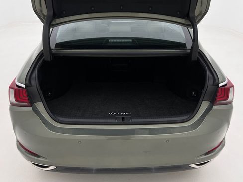 Used 2019 Lexus ES 350 w/ Accessory Package FWD image 25