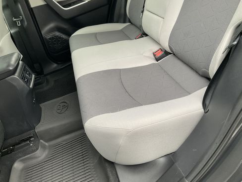 Used 2020 Toyota RAV4 XLE w/ Convenience Package AWD/4WD image 38