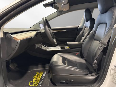 Used 2021 Tesla Model 3 Long Range image 17