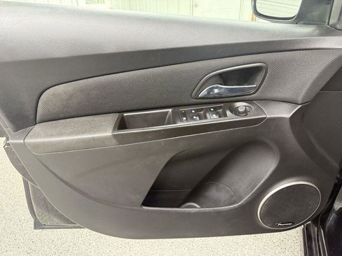 Used 2014 Chevrolet Cruze LT w/ All-Star Edition FWD image 18