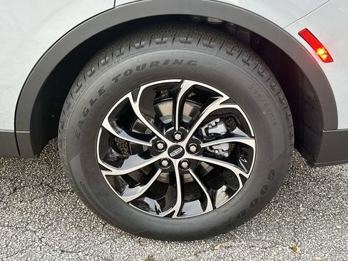 New 2026 Lincoln Nautilus Premier w/ Equipment Group 102A image 20