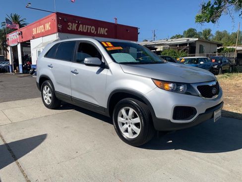 Used 2013 Kia Sorento LX FWD image 5