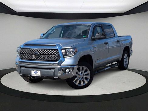 Used 2020 Toyota Tundra SR5 w/ SR5 Upgrade Package image 1