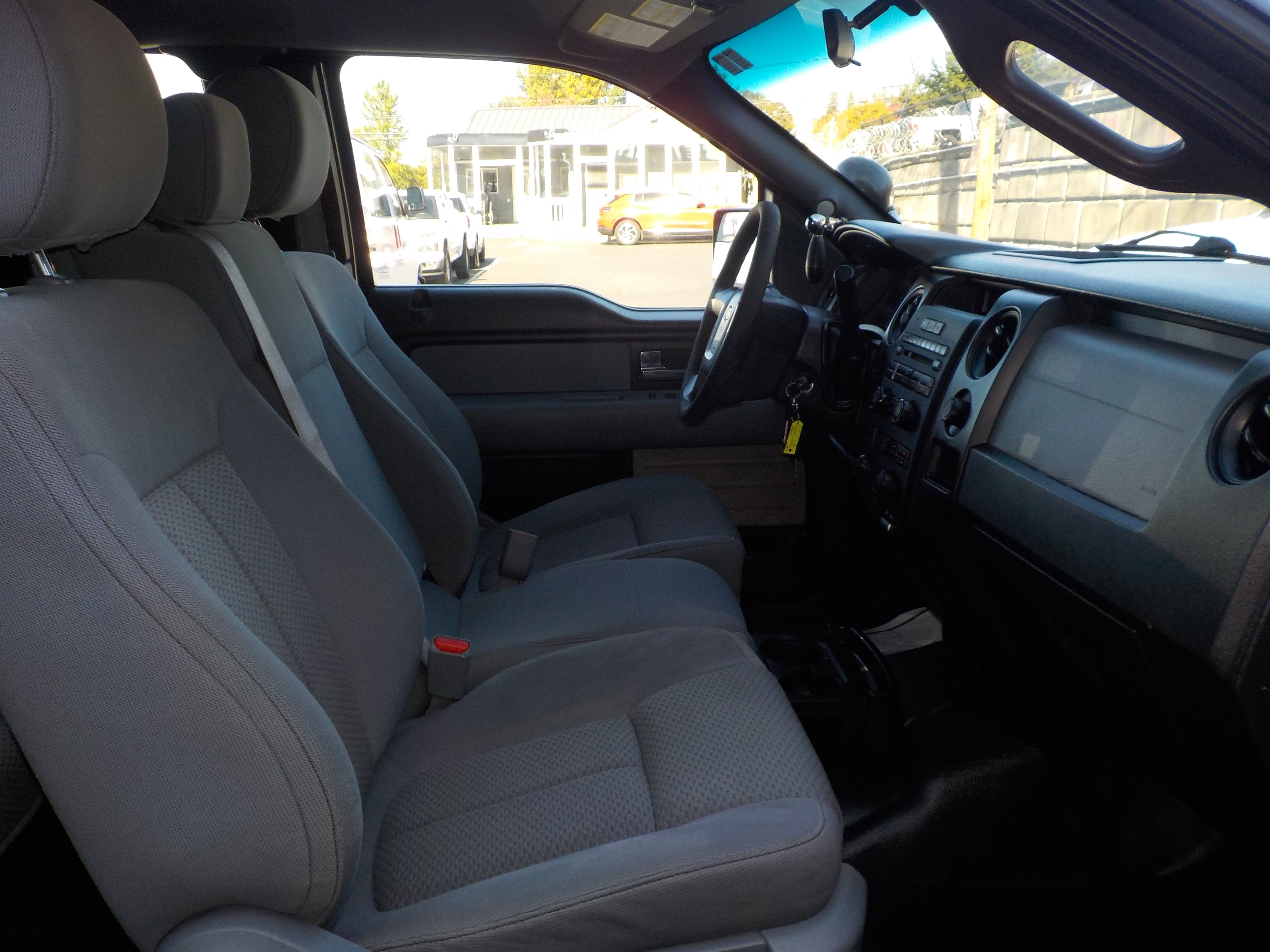 Used 2014 Ford F150 XL w/ Equipment Group 101A Mid RWD image 29