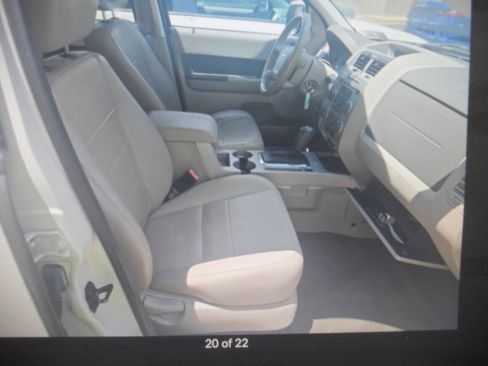 Used 2011 Ford Escape XLT w/ 203A Rapid Spec Order Code FWD image 14