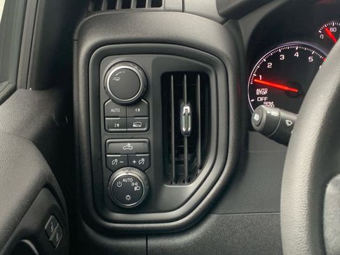 Certified 2022 Chevrolet Silverado 1500 W/T w/ WT Value Package image 21