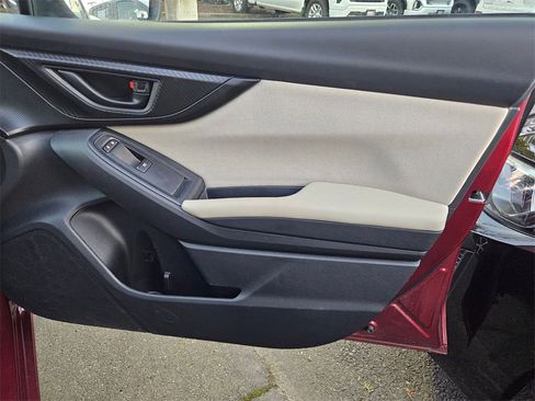 Used 2019 Subaru Impreza 2.0i Premium w/ Eyesight & BSD/Rcta & SRF image 17