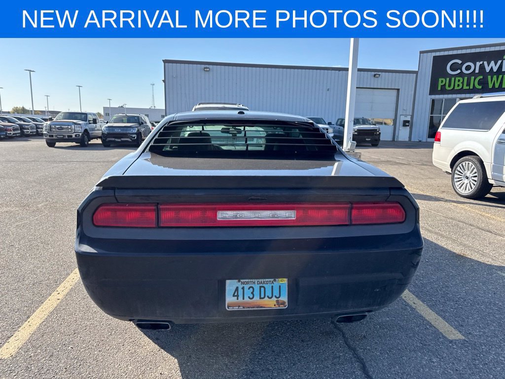 Used 2012 Dodge Challenger R/T RWD image 7
