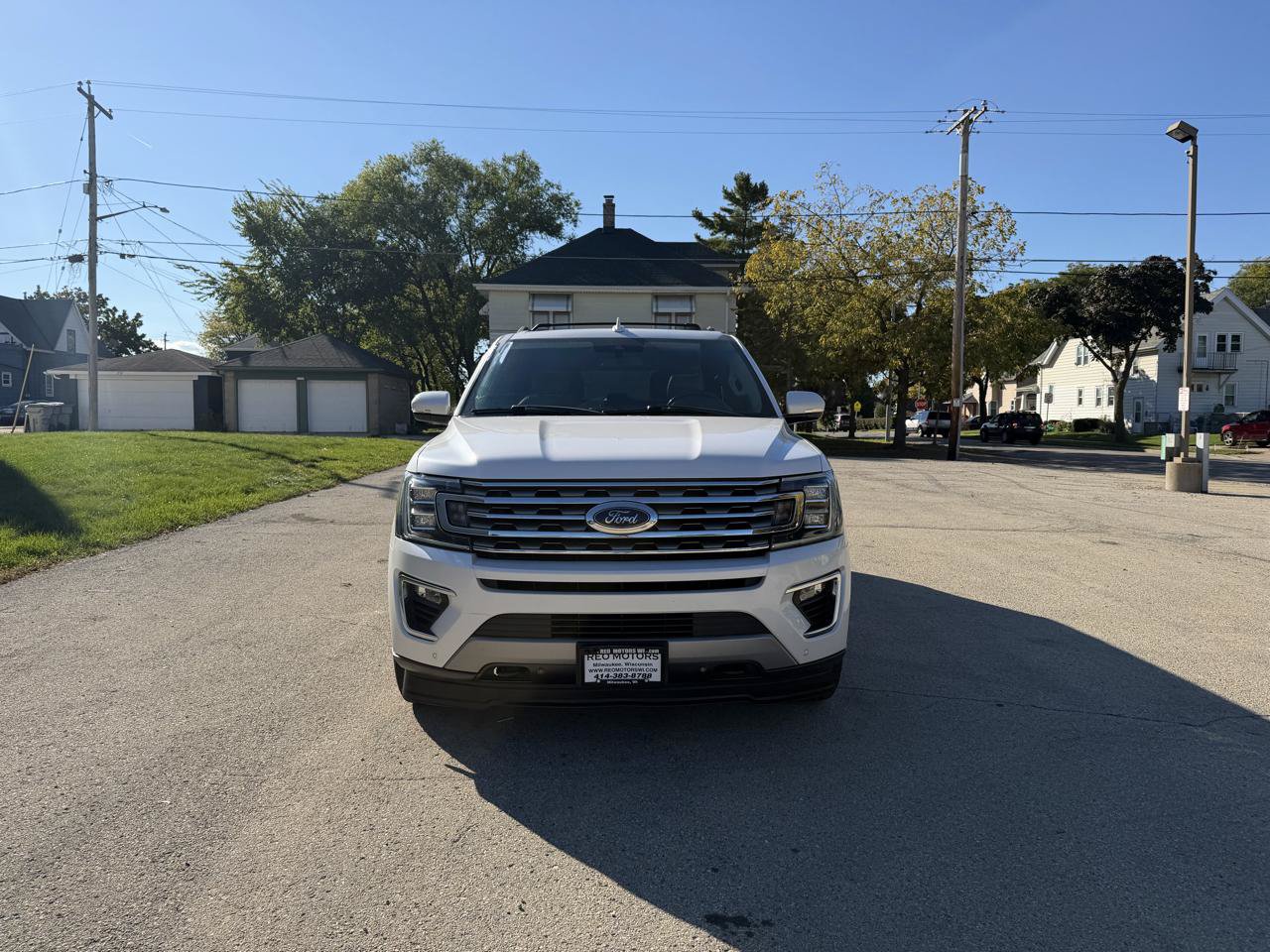 Used 2019 Ford Expedition Max Limited w/ Equipment Group 301A AWD/4WD image 2