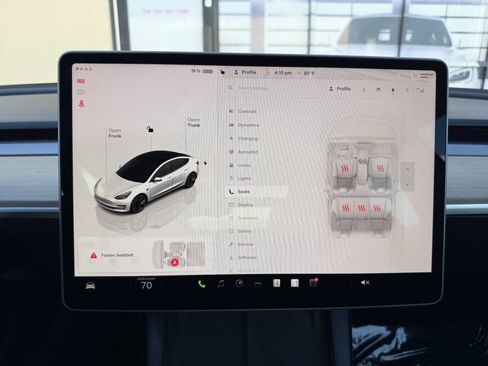 Used 2023 Tesla Model 3 Standard Range image 14