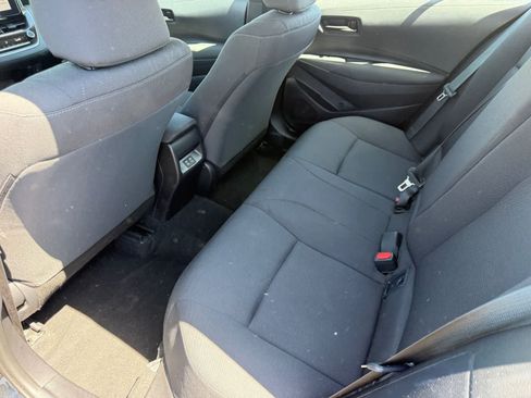 Used 2025 Toyota Corolla LE FWD image 7