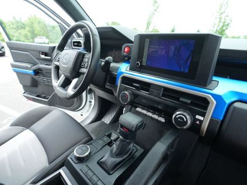 Used 2024 Toyota Tacoma TRD Sport RWD image 37