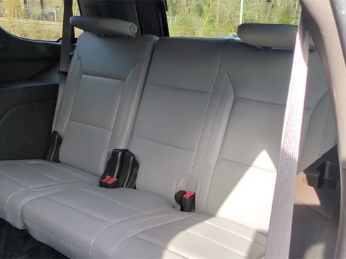 Used 2023 Chevrolet Tahoe LT image 16