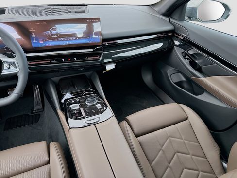 New 2026 BMW 530i w/ M Sport Package RWD image 17