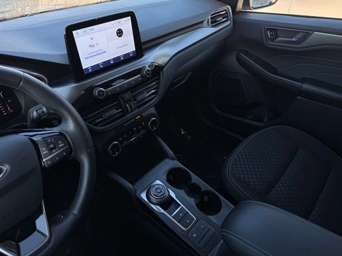 Certified 2024 Ford Escape Active AWD/4WD image 21