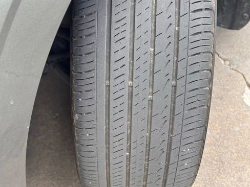 Used 2026 Hyundai Elantra Sport image 3