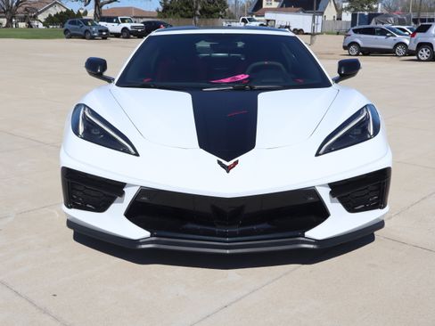 Used 2023 Chevrolet Corvette Stingray Preferred Cpe RWD image 2