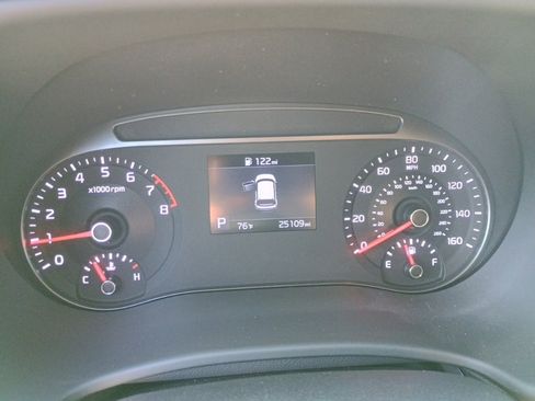 Used 2022 Kia Soul X-Line image 27