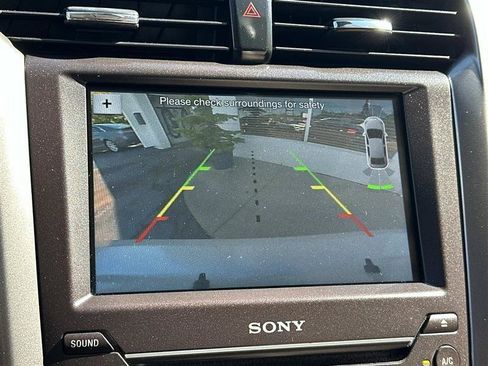 Used 2017 Ford Fusion Platinum AWD/4WD image 19