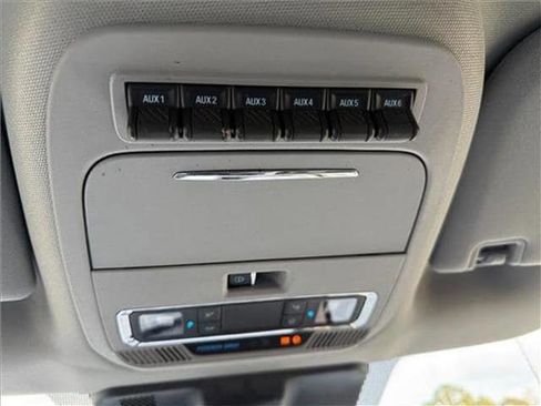 Used 2023 Ford F250 Lariat w/ Chrome Package image 35