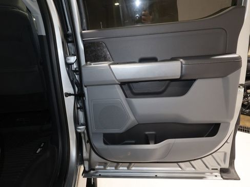 Used 2022 Ford F150 XLT w/ Equipment Group 301A Mid image 18