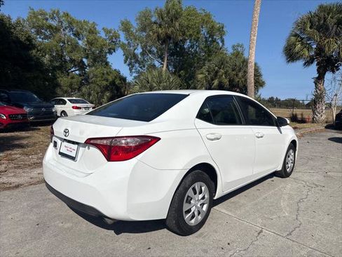Used 2018 Toyota Corolla L image 7