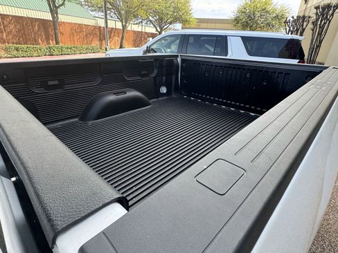 Used 2017 GMC Sierra 1500 SLE w/ Texas SLE Value Package image 11