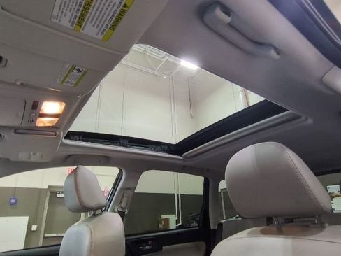 Used 2017 Subaru Forester 2.5i Limited image 10