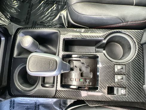 Used 2019 Toyota 4Runner TRD Off-Road Premium image 21