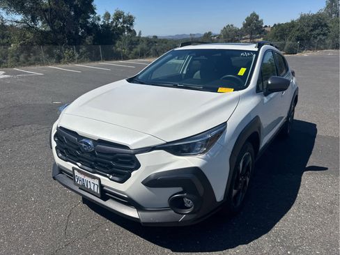 Used 2024 Subaru Crosstrek 2.5i Limited w/ Crosstrek Mirror Package AWD/4WD image 1