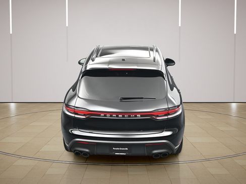 New 2026 Porsche Macan AWD/4WD image 35