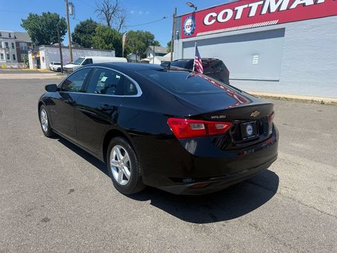 Used 2022 Chevrolet Malibu LS FWD image 8