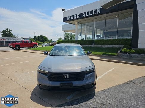 Used 2025 Honda Accord SE image 9