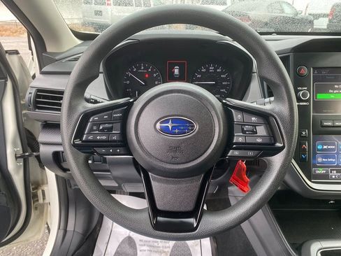Used 2024 Subaru Crosstrek 2.0i image 15