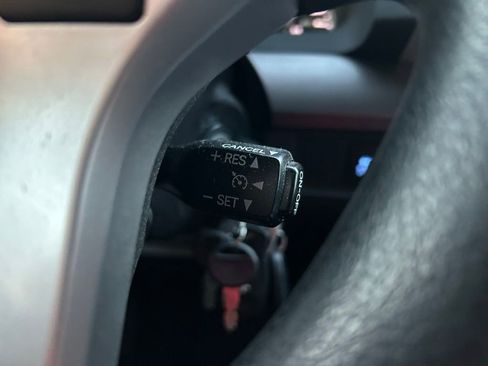 Used 2015 Toyota Tundra SR5 w/ SR5 Upgrade Package image 23