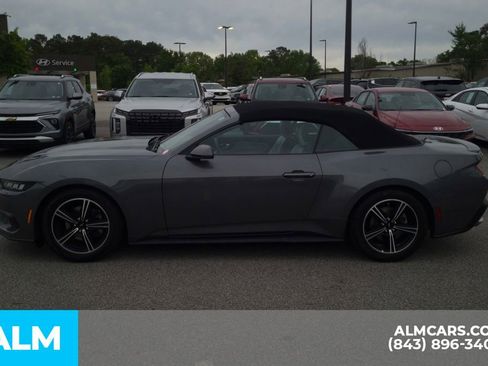 Used 2024 Ford Mustang Premium RWD image 10