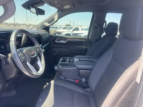 Certified 2022 GMC Sierra 1500 Elevation RWD image 16