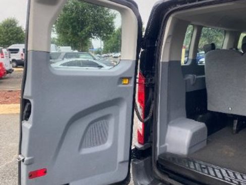 Used 2016 Ford Transit 350 XLT RWD image 9