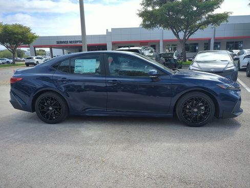 New 2026 Toyota Camry SE image 4