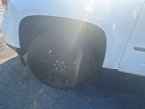 Used 2022 GMC Canyon Elevation image 7