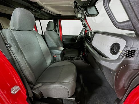 Used 2025 Jeep Wrangler Unlimited Sport AWD/4WD image 28