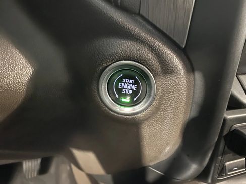 Used 2020 GMC Sierra 1500 Denali w/ Denali Carbonpro Edition image 17