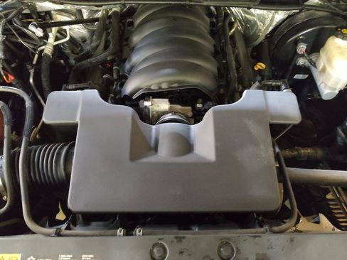 Used 2015 Chevrolet Silverado 1500 LT w/ LT Convenience Package AWD/4WD image 30