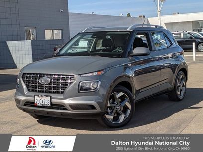 Used 2025 Hyundai Venue SEL