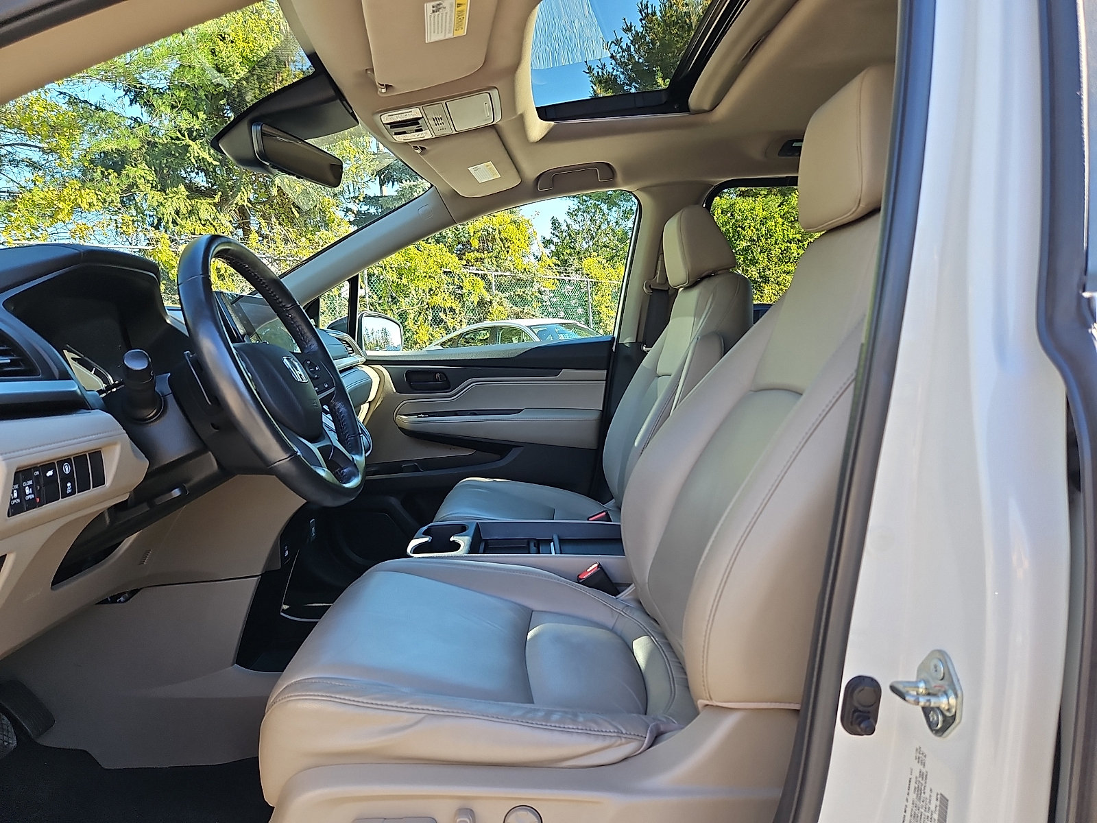 Used 2021 Honda Odyssey EX-L image 15