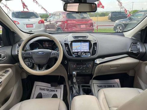 Used 2017 Ford Escape Titanium FWD image 18